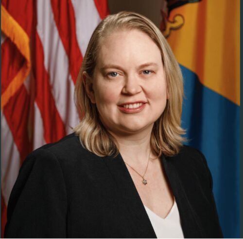 Melanie Ross Levin